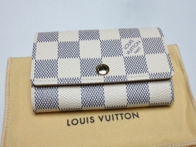 ���C���B�g��6�A�L�[�P�[�X�A�Y�[��