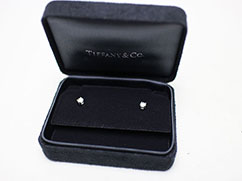 ティファニーPt950ピアスの買取