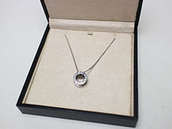 ブルガリK18WG Bzero1ネックレスの買取