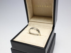 ブルガリ指輪 Bzero1 ダイヤ入りの買取