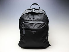 プラダ バックパックの買取