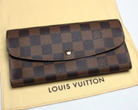 ヴィトンダミエ長財布