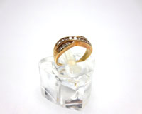 ダイヤモンド付き金の指輪買取