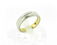 １８金／Ｐｔ９００指輪の買取