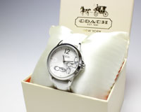 コーチ&nbsp;レディース時計&nbsp;クラシック&nbsp;シグネチャー&nbsp;スモールの買取