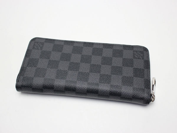 ルイ・ヴィトン ダミエグラフィット ジッピーウォレット ヴェルティカルの買取