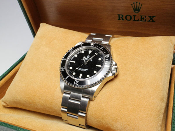 ロレックス サブマリーナ ノンデイト ＳＳ／ＳＳ ＡＴの買取