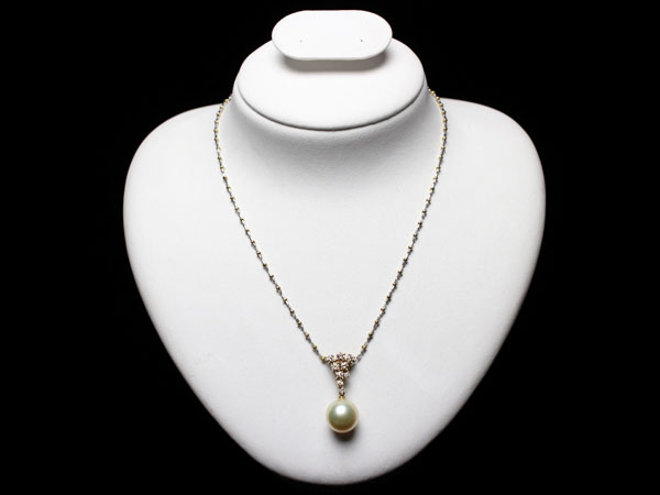 18金ホワイトゴールド/イエローゴールドネックレスの買取