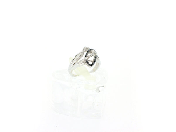 １８金ホワイトゴールド指輪の買取