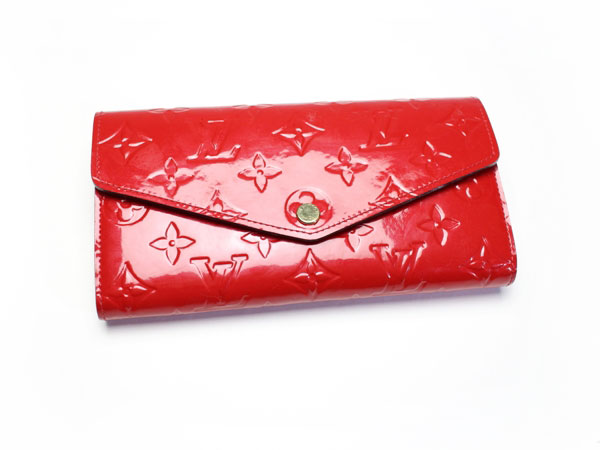 ルイ・ヴィトン ヴェルニ ポルトフォイユ・サラの買取