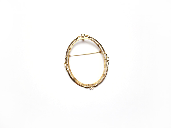 18金ブローチ空枠の買取