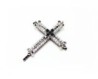 １８金ホワイトゴールド十字架クロスの買取