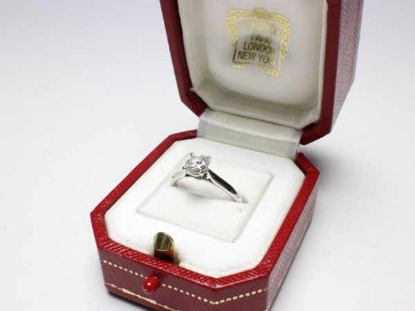 プラチナ950カルティエ指輪の買取
