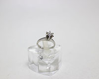 Pt900立爪指輪 鑑別書付き買取