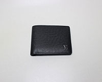 ルイ・ヴィトン タイガ ポルトフォイユ・ミュルティプル買取