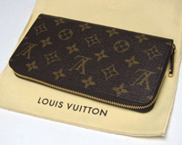 ルイ・ヴィトン　モノグラム ジッピー・ウォレット