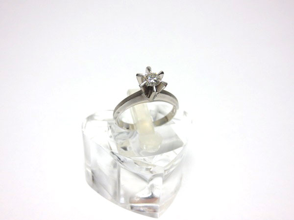 プラチナ９００指輪ダイヤ付買取